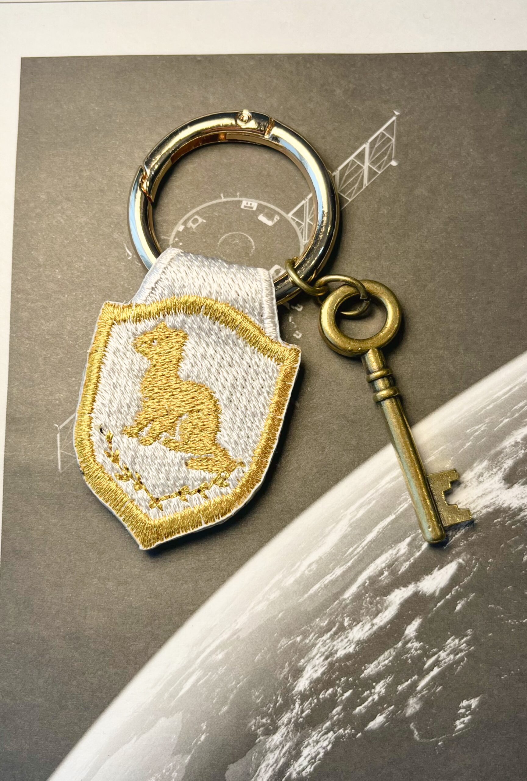 オコジョの刺繍リング - 画像 (5)