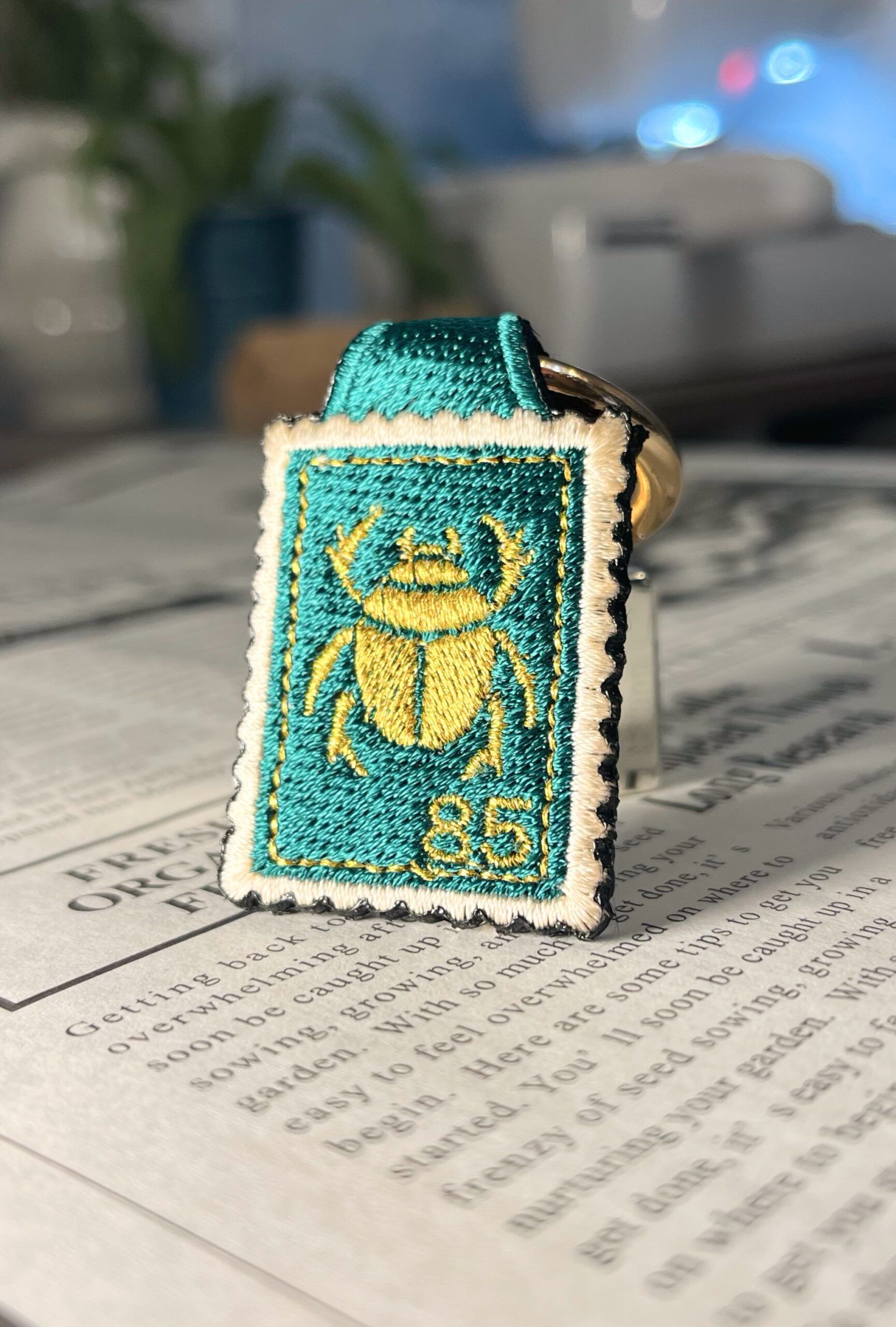 スカラベの刺繍リング - 画像 (2)