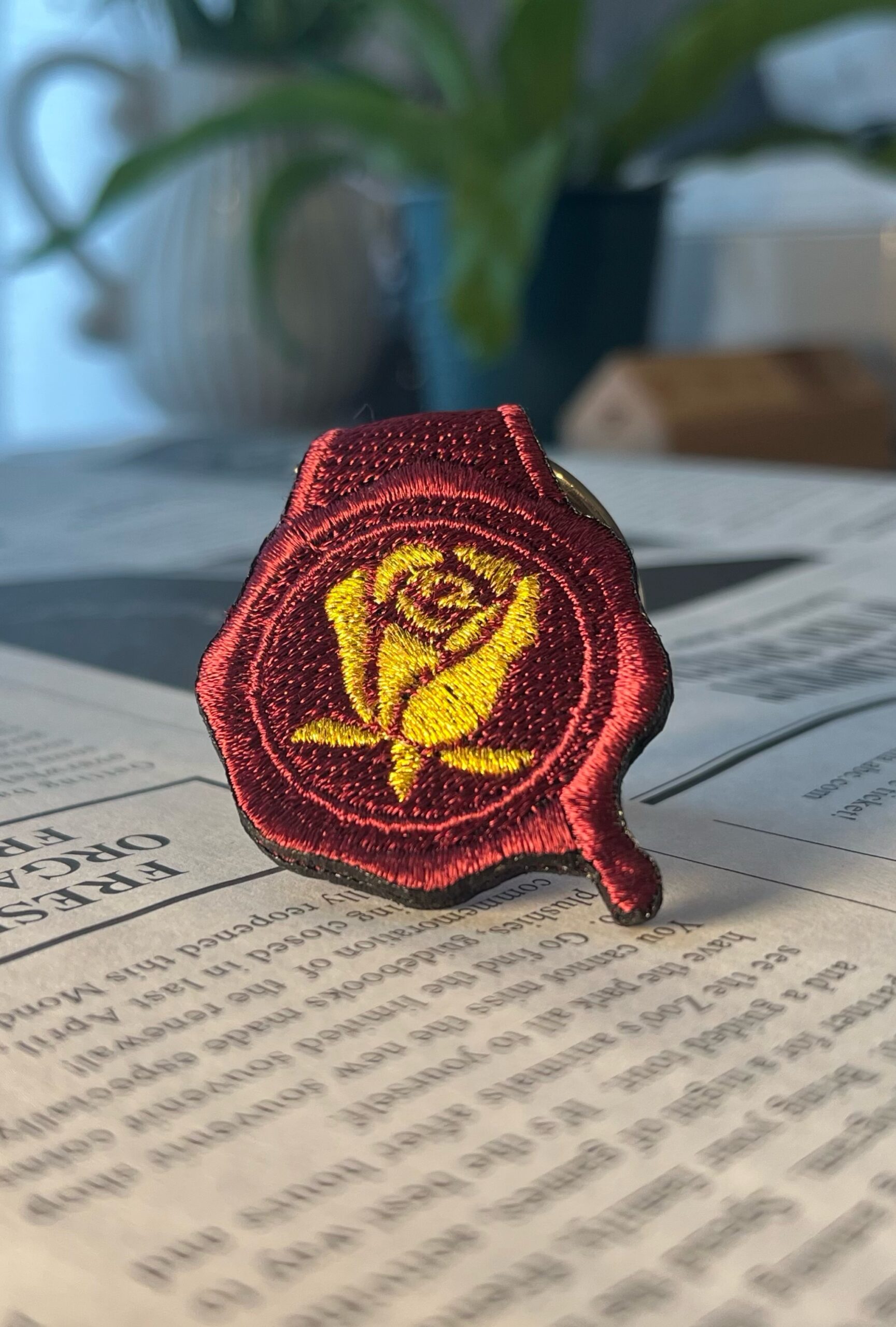 バラの刺繍リング