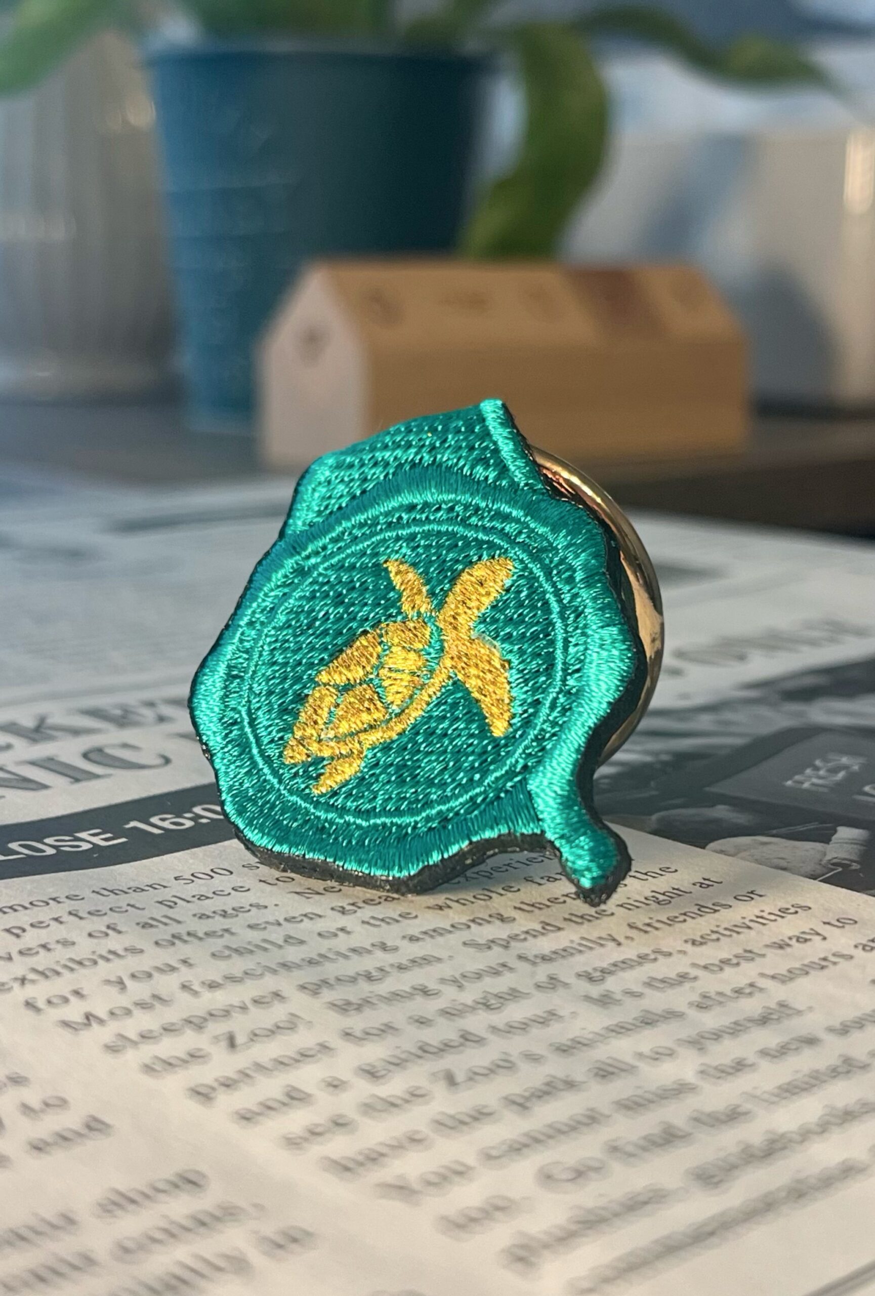 カメの刺繍リング